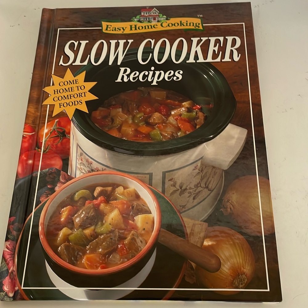 Easy Home Cooking Slow Cooker Recipes PIL,Ltd 1997